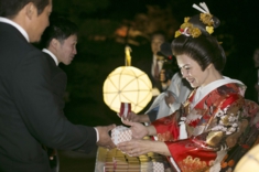 日本三大名園岡山後楽園　幻想庭園で家族を繋ぐ「結灯婚」